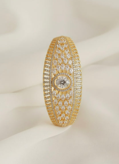 Gold Tone Cz White Lock type Bracelet DJ26277