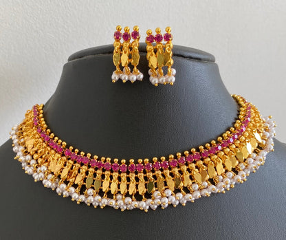 Gold tone kerala style elakka pink stone pearl choker necklace set dj-54104