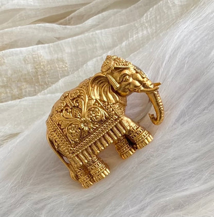 Matte finish elephant magnetic brooch for men dj-54220