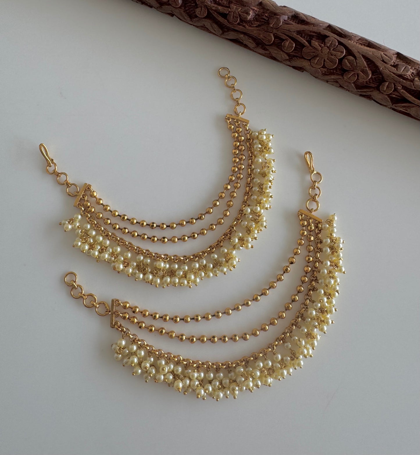 Antique gold tone pearl layer ear side chain dj-51358