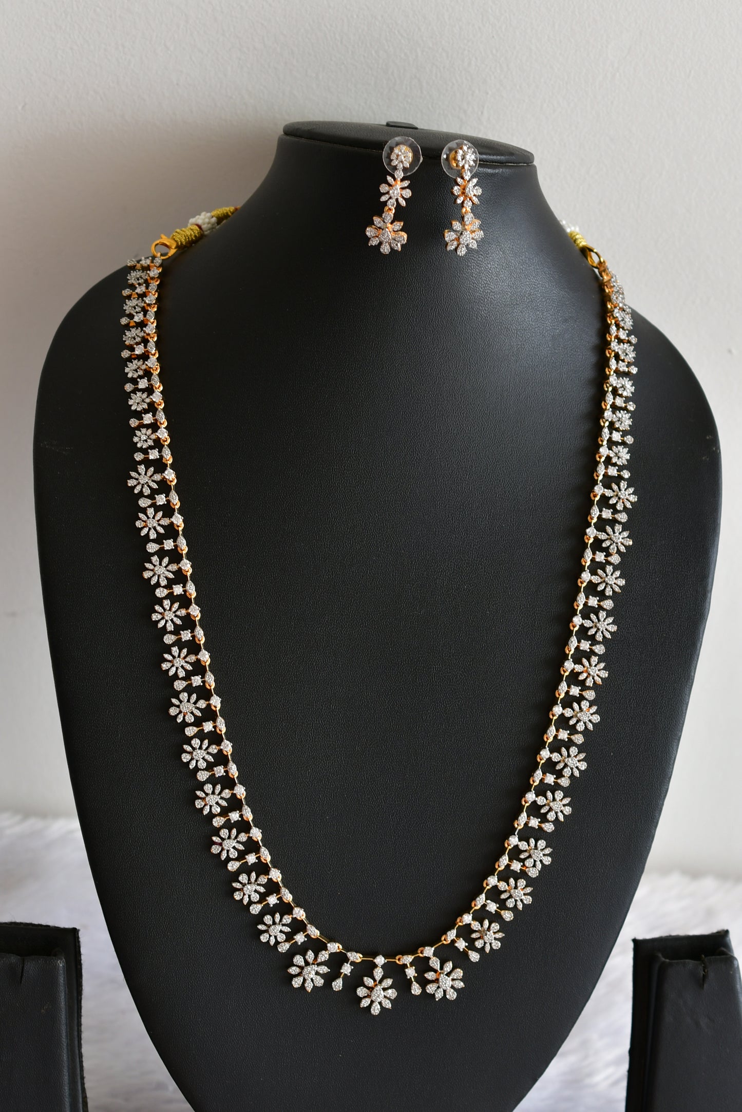 Two tone cz white flower haar set dj-51982