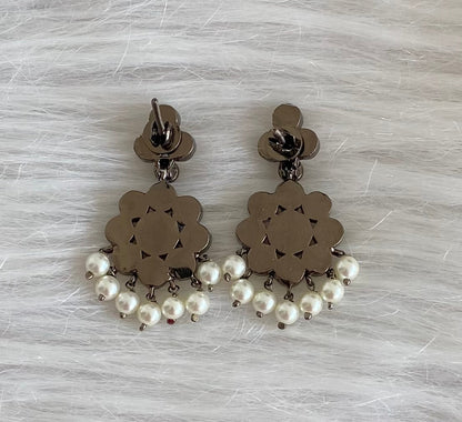 Black finish precious white stone pearl flower earrings dj-54088