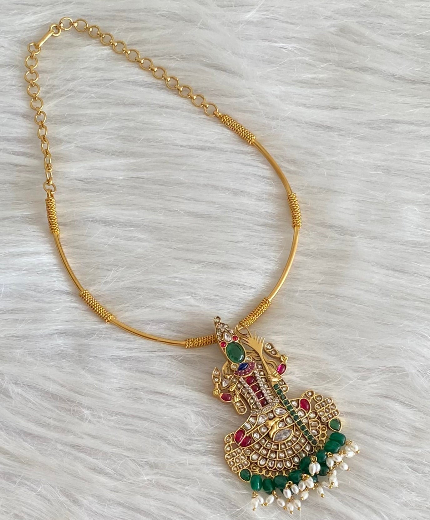 Antique gold tone lakshmi green beaded pendant hasli necklace dj-54073
