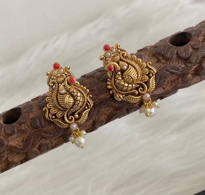 Antique gold tone coral-pearl peacock stud/earrings dj-54629