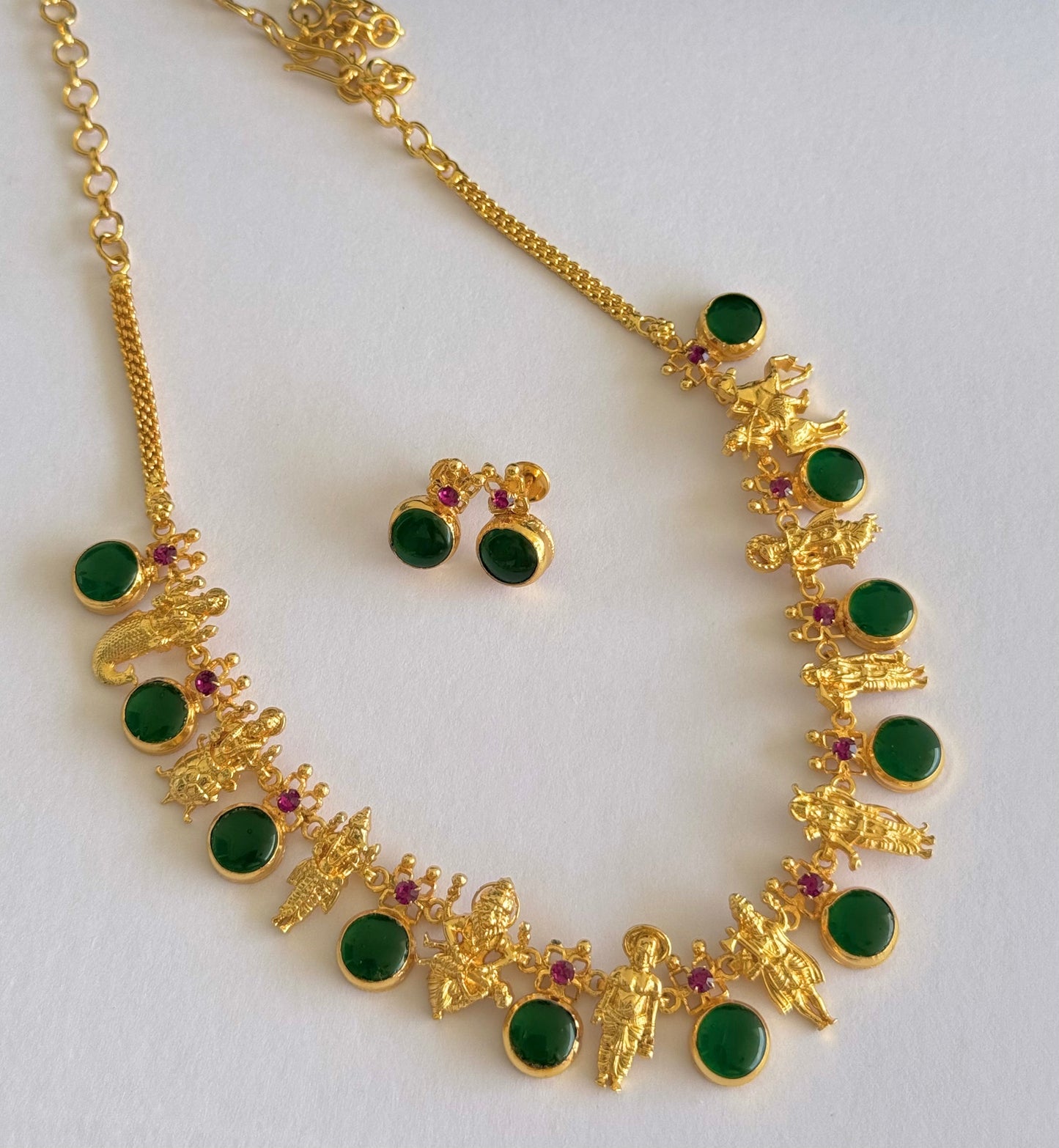 Gold tone pink-green round kerala style dasavathar necklace set dj-48089