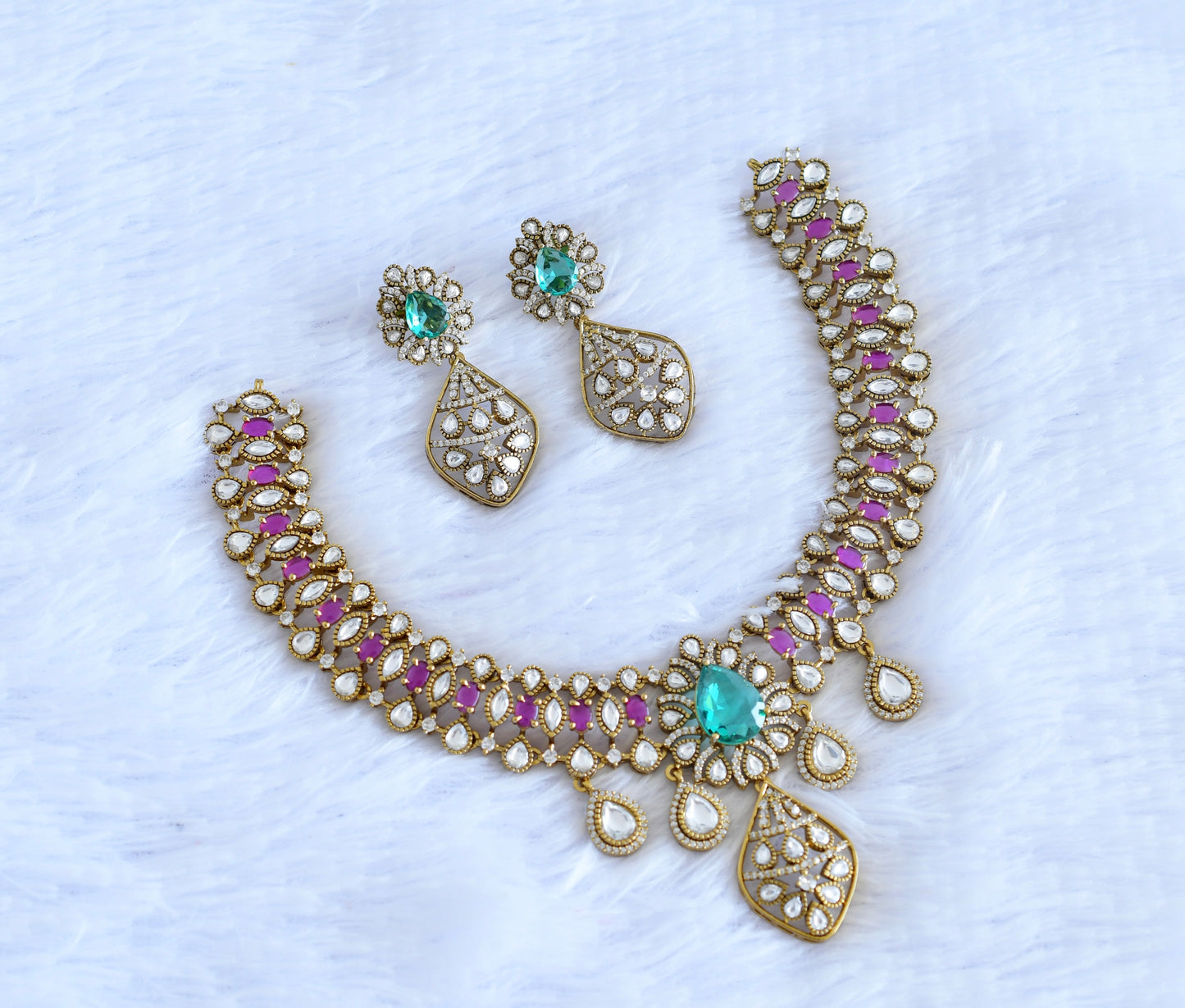 Antique gold tone pink-sea green-white necklece set dj-53017