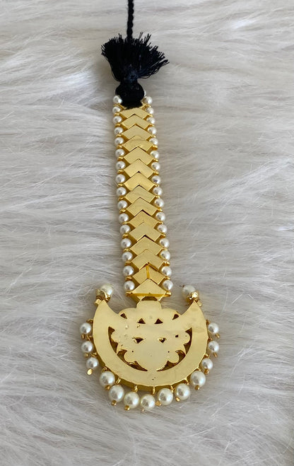 Gold tone precious kemp-green-white moon pearl tikka dj-54714