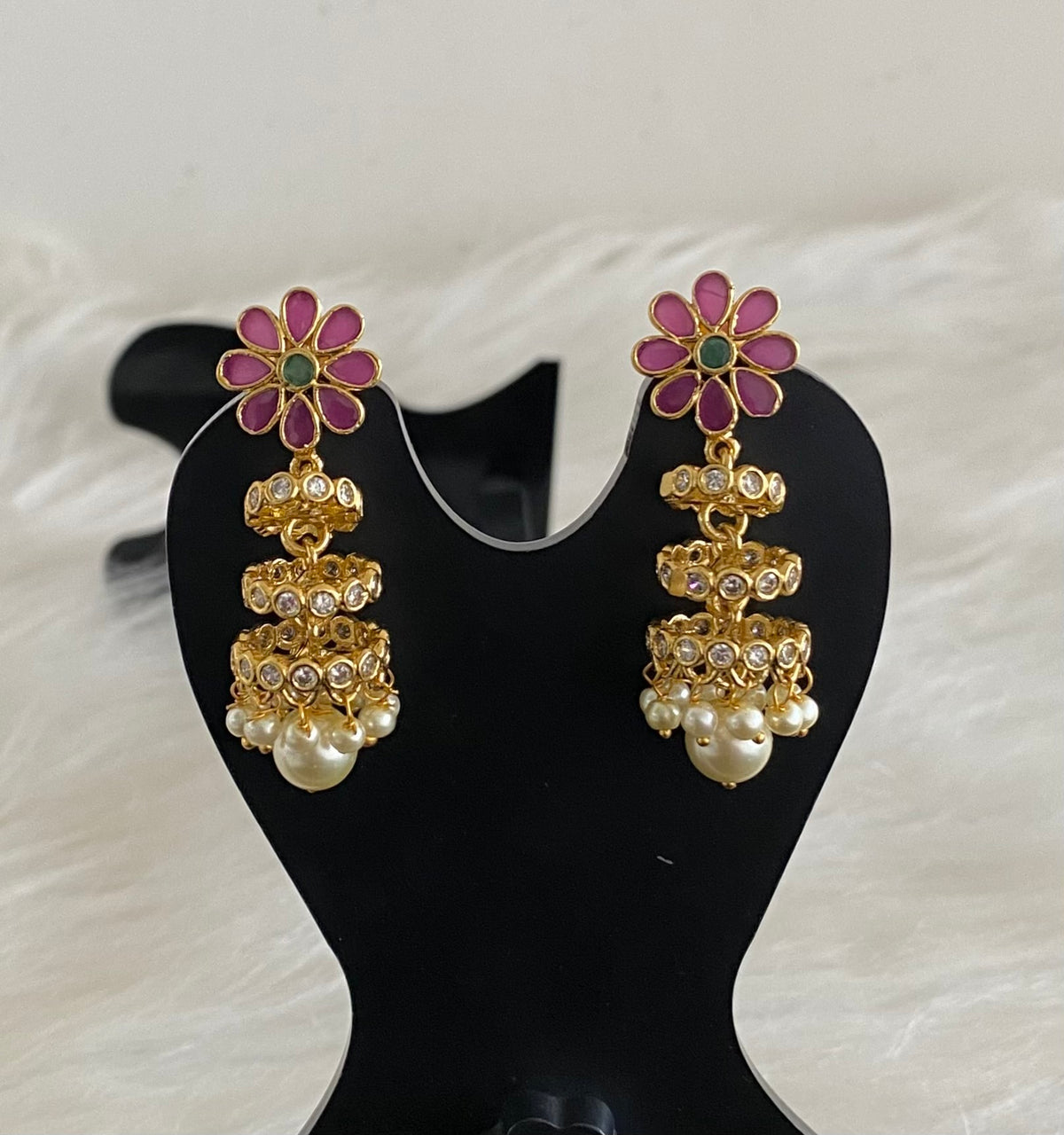 Antique gold tone kemp-green-white stone pearl step jhumkka dj-54630