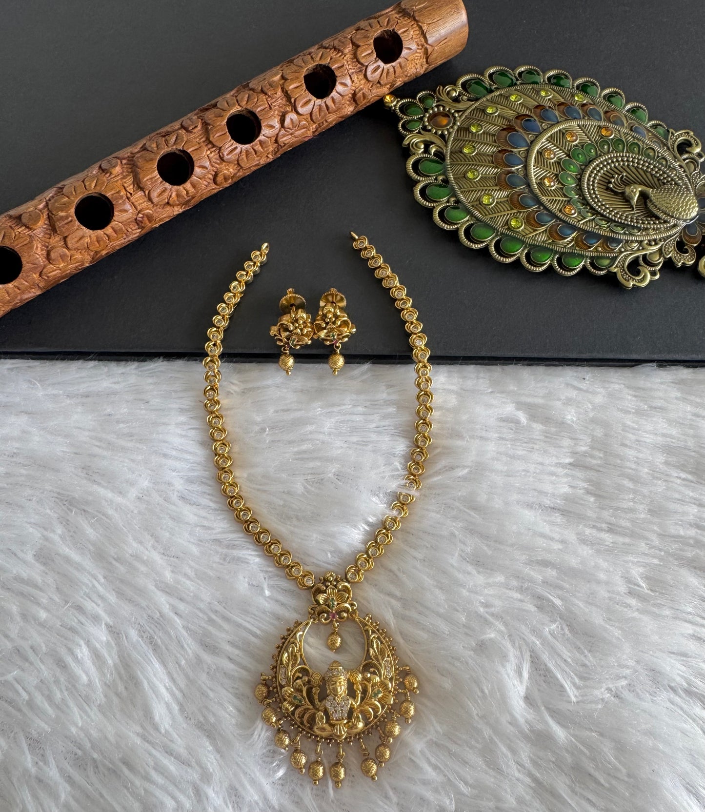 Antique gold tone cz white lakshmi bali necklace set dj-52129