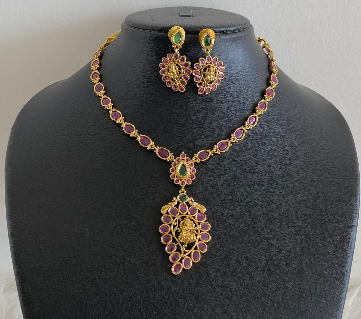 Antique gold tone pink green stone peacock lakshmi necklace set dj-54754