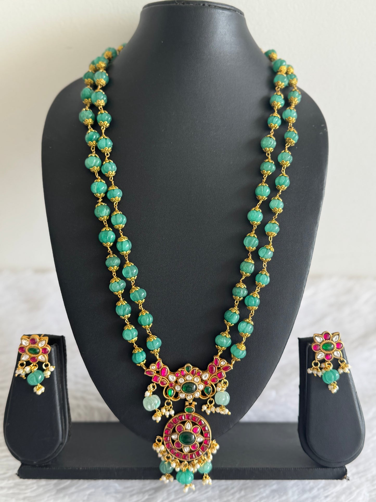 Antique gold look alike kemp-green peacock jadau kundan beaded haar set dj-51554