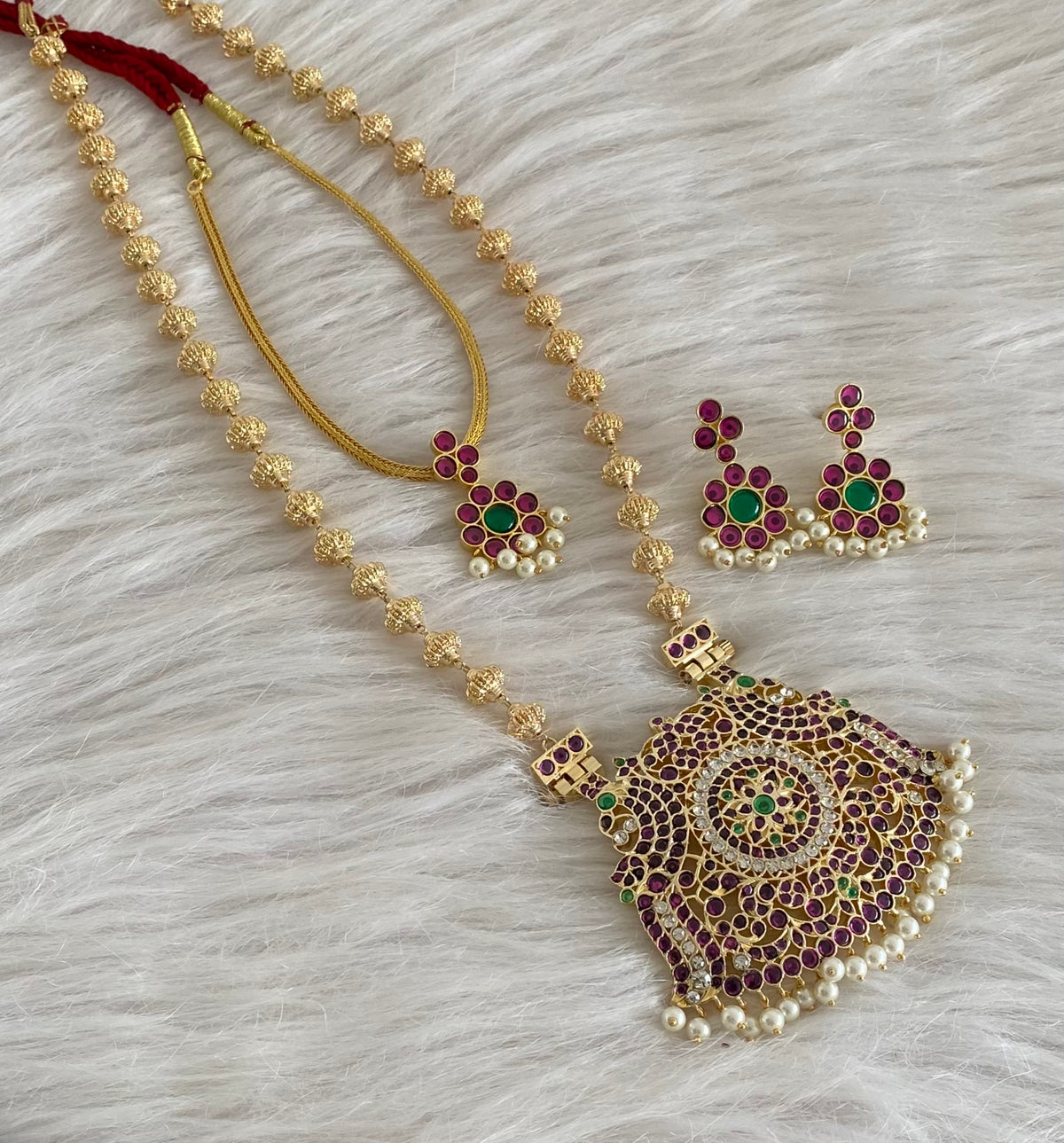 Gold tone precious kemp-green-white pearl peacock nakshi beaded combo set dj-54941