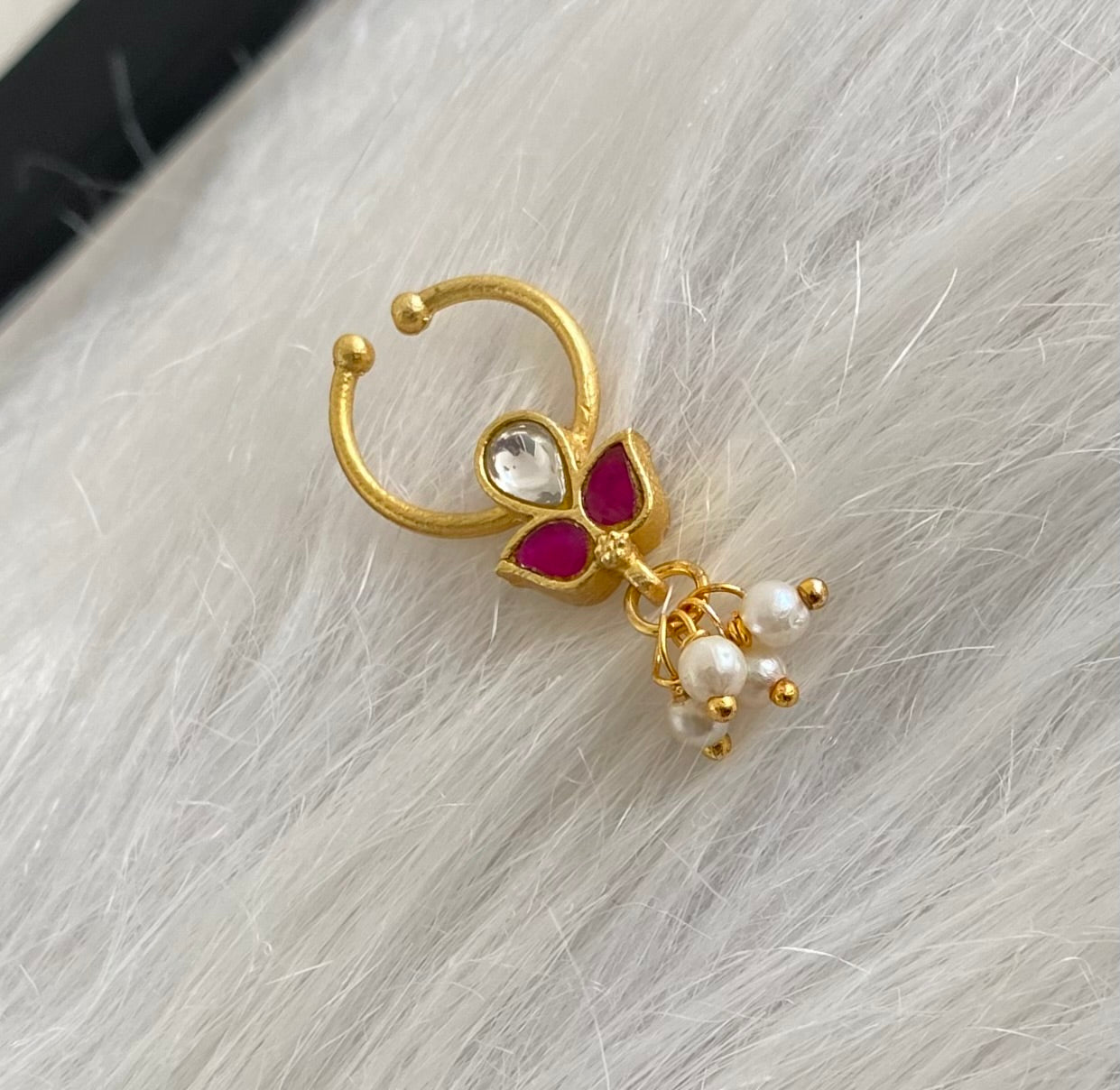 Gold tone kundan jadau white-pink stone pearl nose pin/bulakku dj-53804