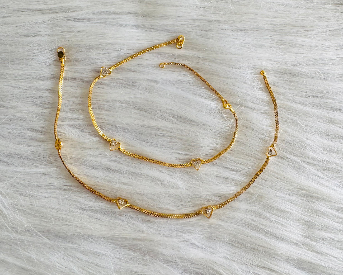 Gold tone 10.5 inches white heart anklets dj-51300