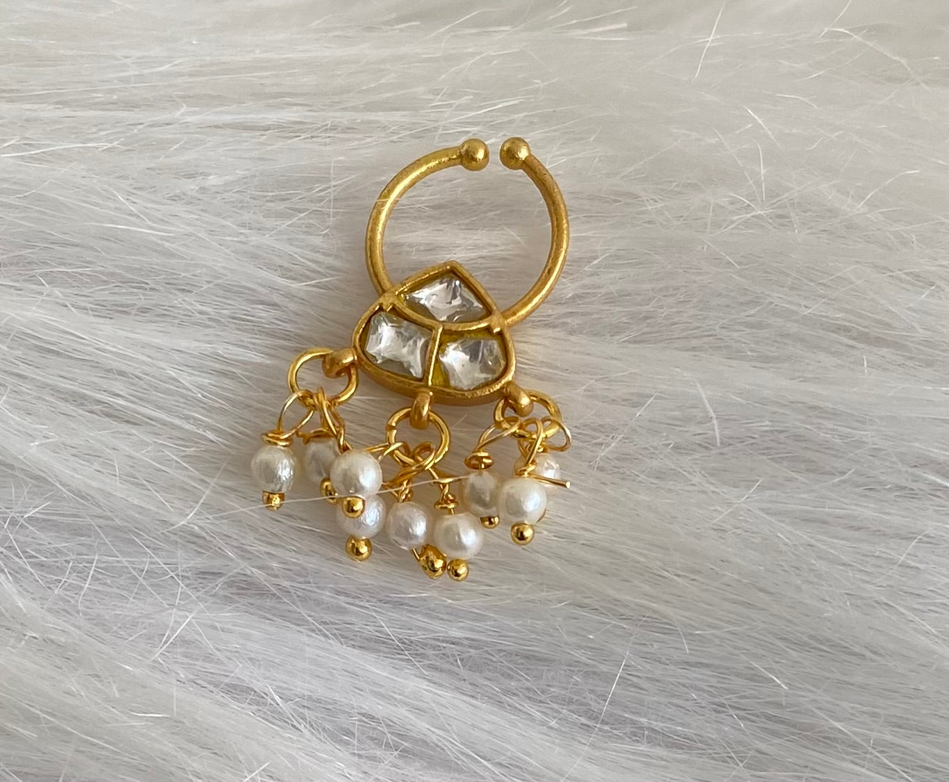 Gold tone kundan jadau white stone pearl nose pin/bulakku dj-53799