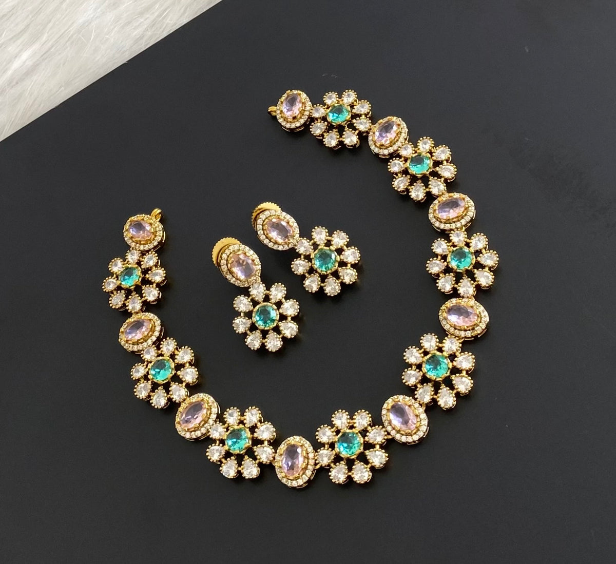 Antique gold tone cz white stone baby pink peacock green stone necklace set dj-54809