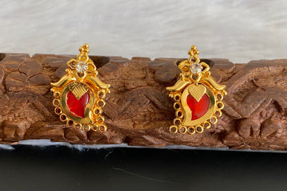Gold tone red-white stone mango kerala style stud/earrings dj-53114