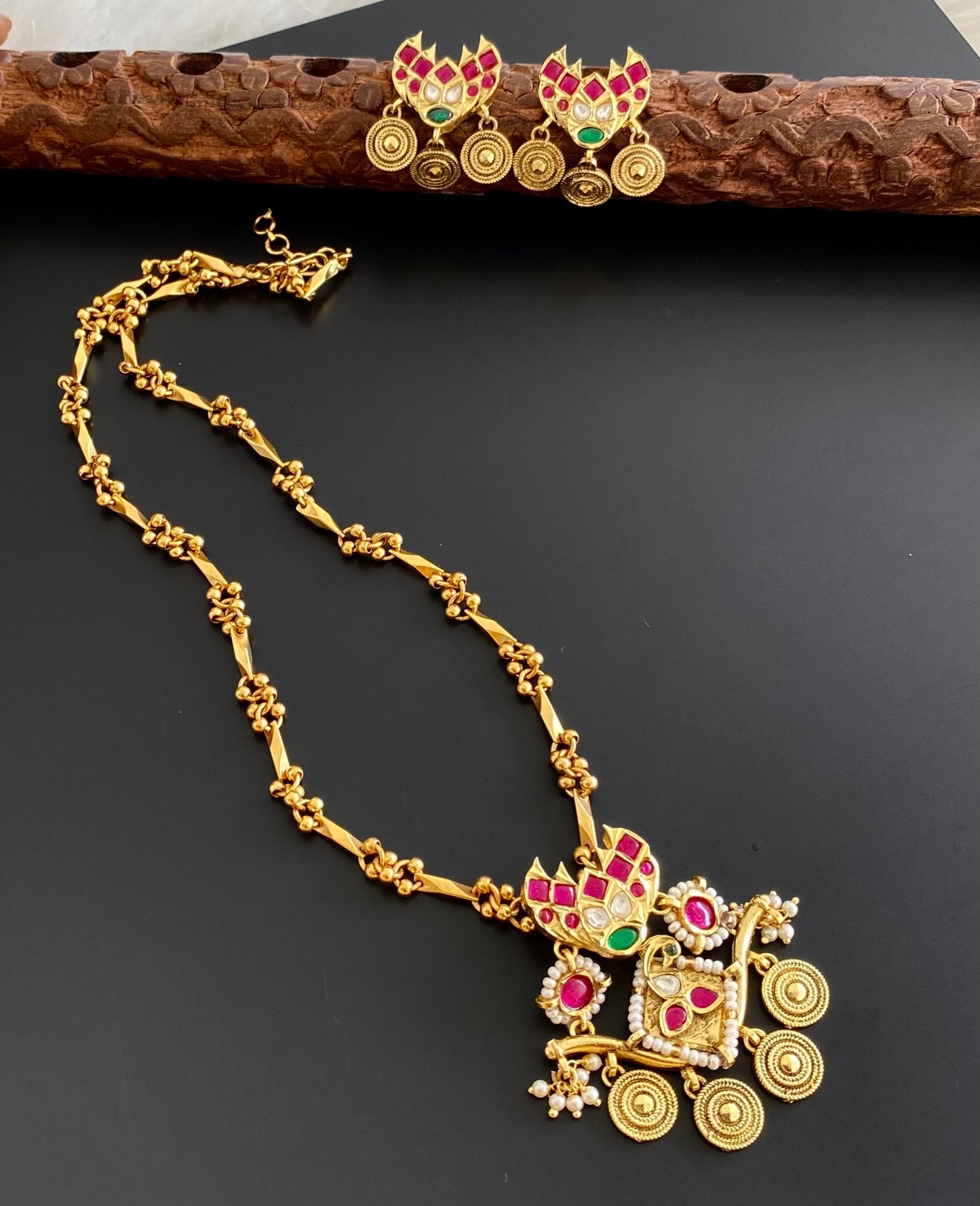 Antique gold tone Kundan jadau peacock pearl chain with pendant set dj-53854