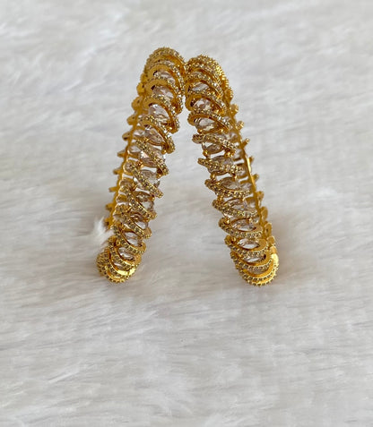 Antique gold tone cz white stone bangles(2.4) dj-53484