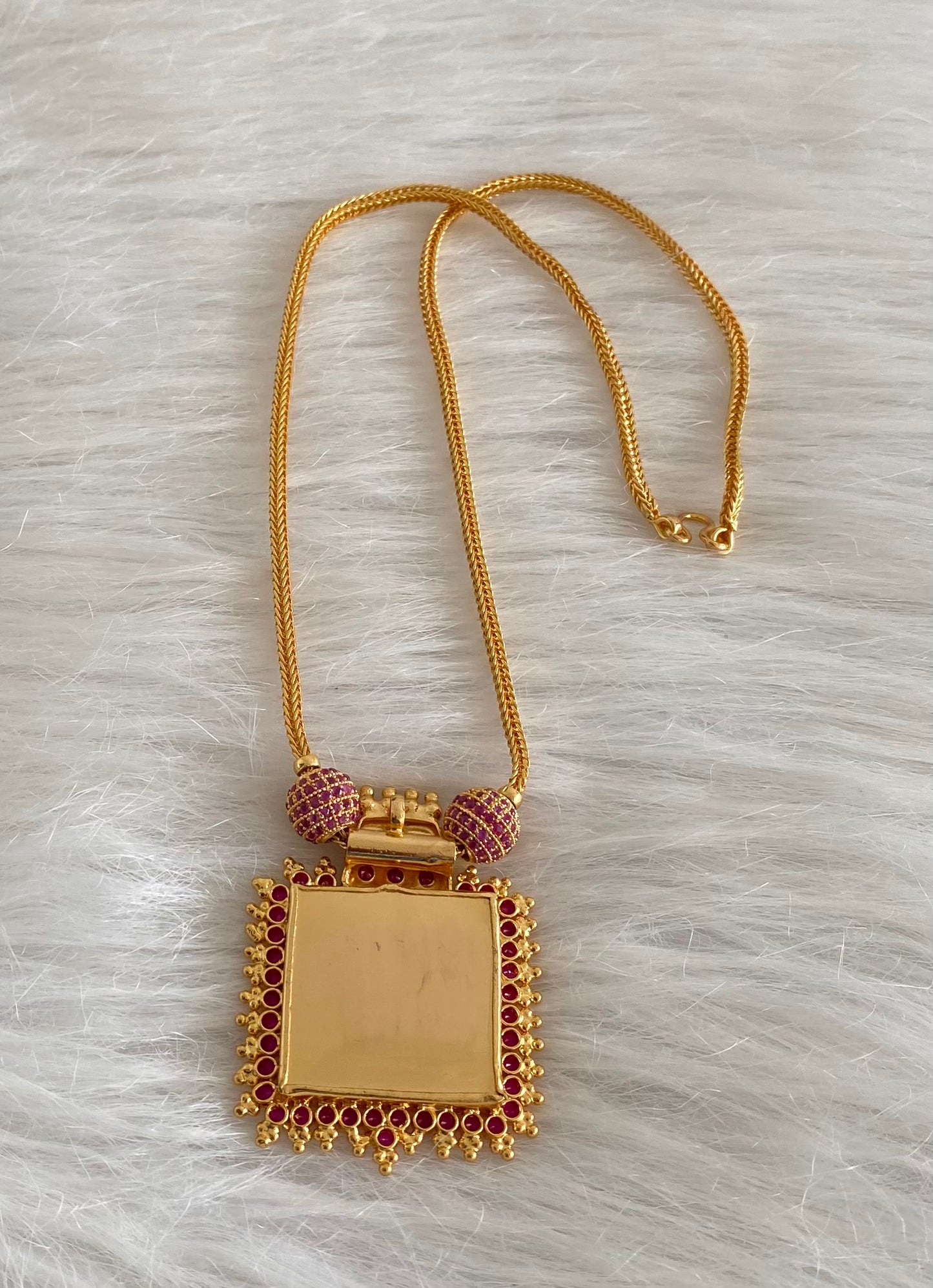 Gold tone pink-green stone kerala style necklace dj-54448