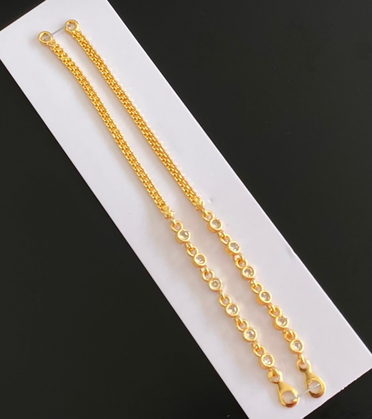 Gold tone AD white stone ear side chain dj-54044