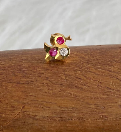 Gold tone pink-white stone small swan nose pin dj-53734