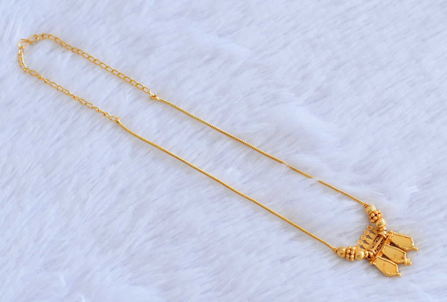 Gold tone pink-red nagapadam necklace  dj-53090