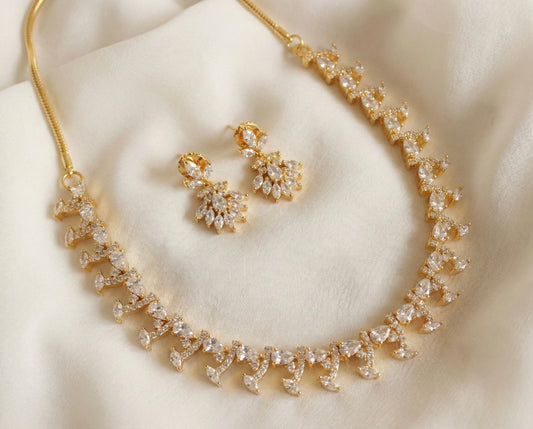 Gold tone AD white necklace set-dj16848