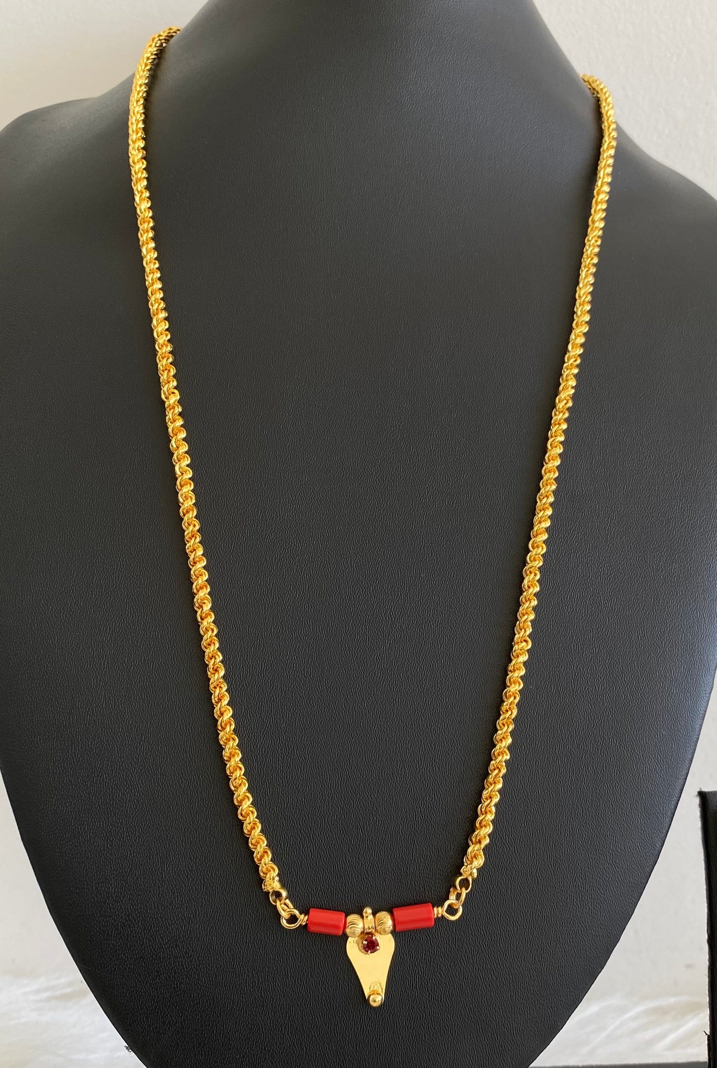 Gold tone 24 inches kerala style elakka thali coral mangalyam dj-54109
