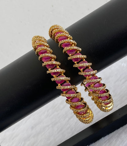 Antique gold tone cz white-ruby stone bangles(2.4) dj-53490
