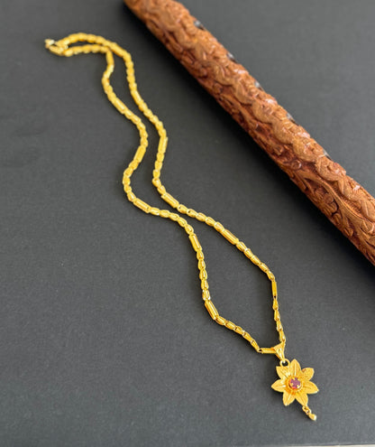 Gold tone 22 inches chain with ruby stone flower pendant dj-51486