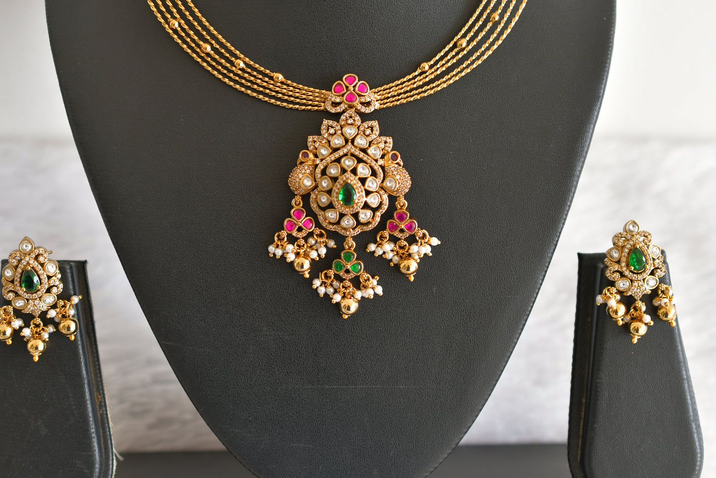 Antique gold tone pink-green kundan jadau kante necklace set dj-52423