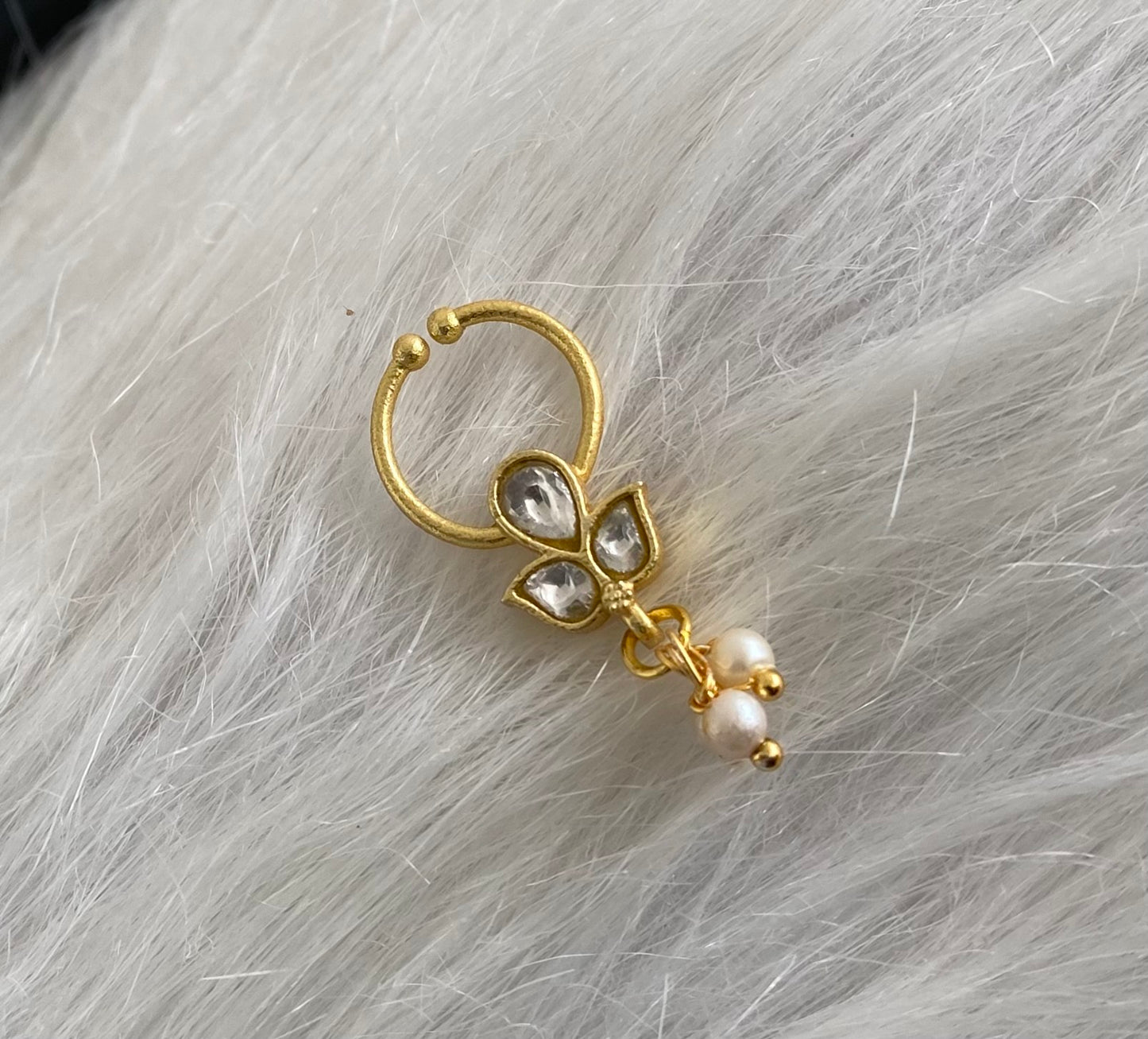Gold tone kundan jadau white stone pearl nose pin/bulakku dj-53803