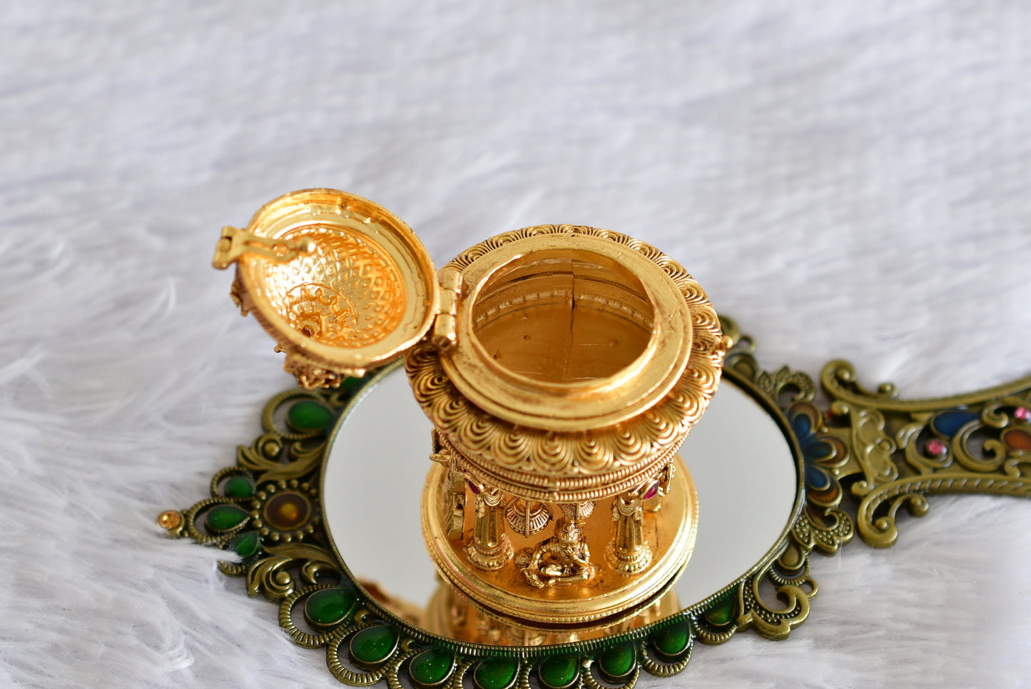 Antique gold tone kemp Radhe-Krishna temple kumkum box dj-52320