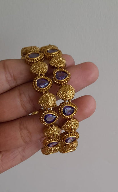 Antique gold tone purple thilak stone bangles(2.6) dj-50727