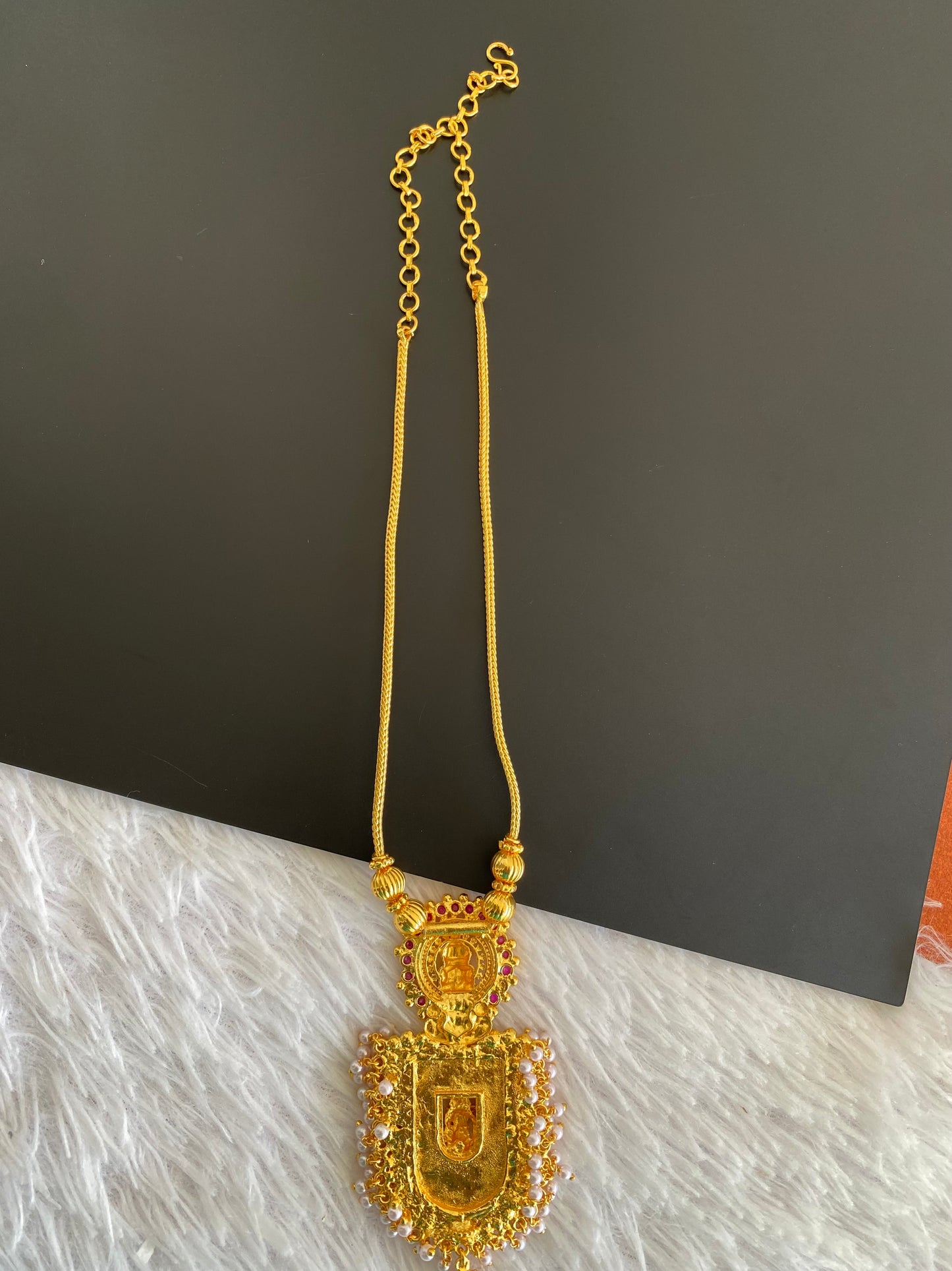 Gold tone pink pearl kerala style Krishna kathakali necklace dj-53112