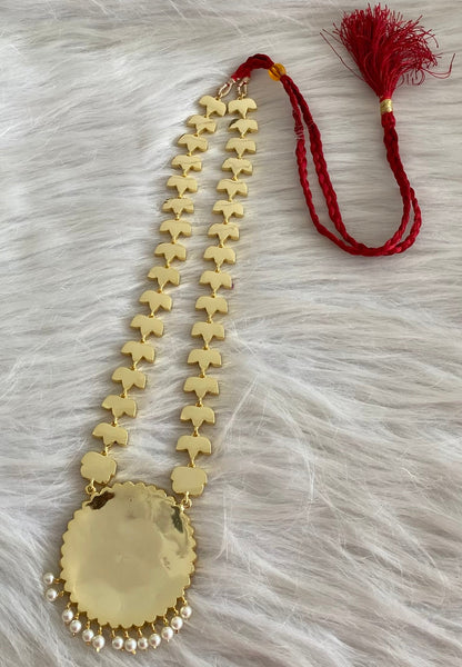 Gold tone precious kemp-green round pearl haar dj-53940