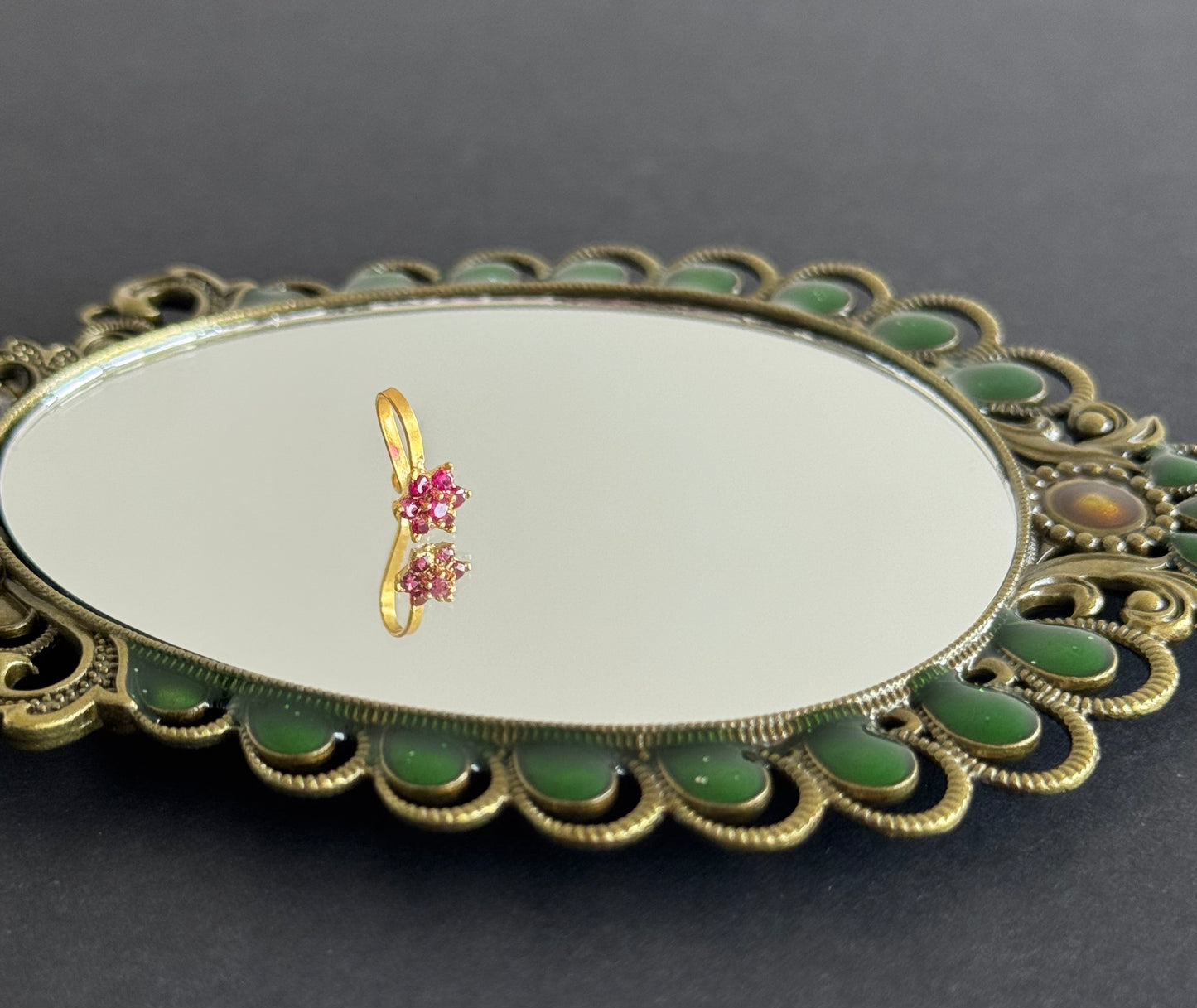 Gold tone pink flower nose pin Dj-52035