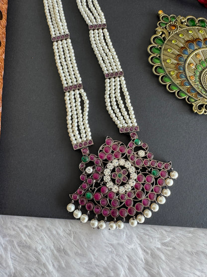 Black finish AD precious kemp pearl peacock haar Dj-52301