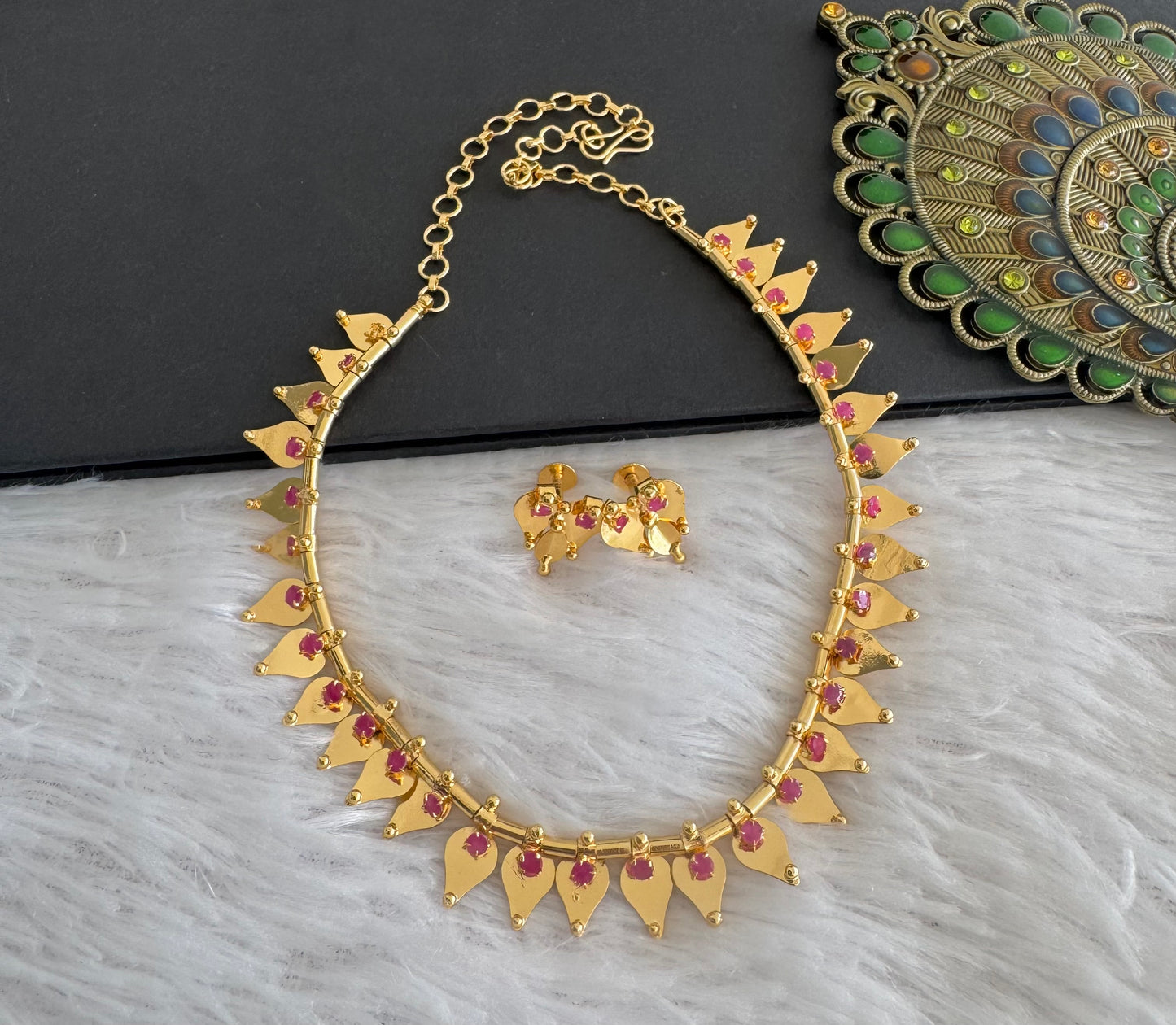 Gold tone kerala style pink thali kootam necklace set dj-48264