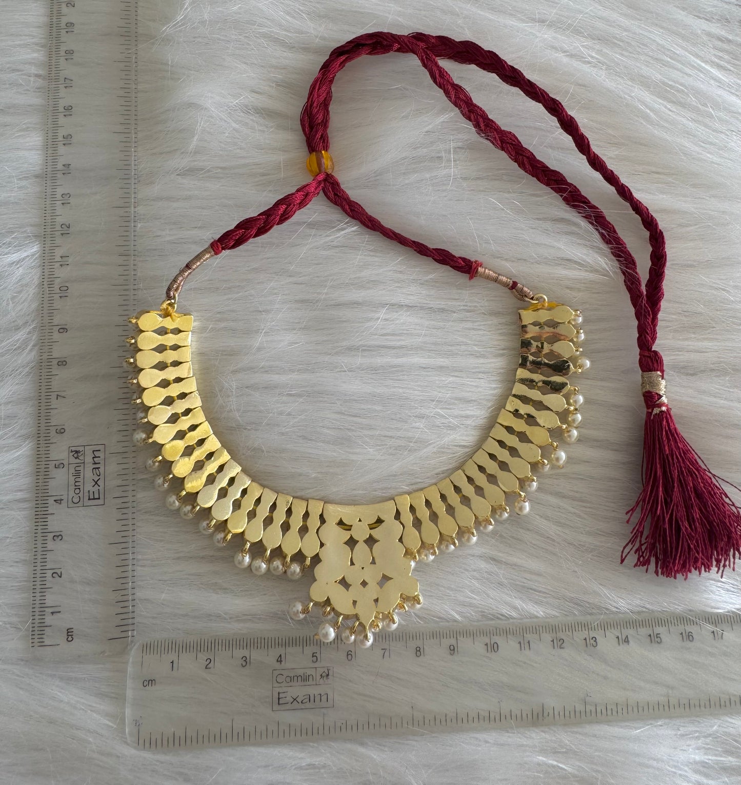 Gold tone precious kemp-green-white pearl bead choker necklace dj-51185