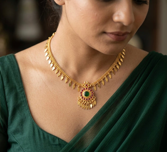 Gold tone pink-green stone elakka thali necklace dj-54486