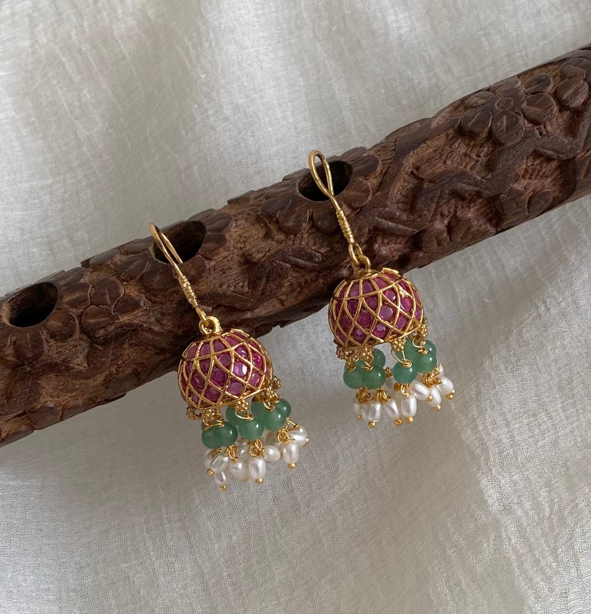 Gold tone pink kundan jadau green beaded rice pearl jhumkka dj-55096