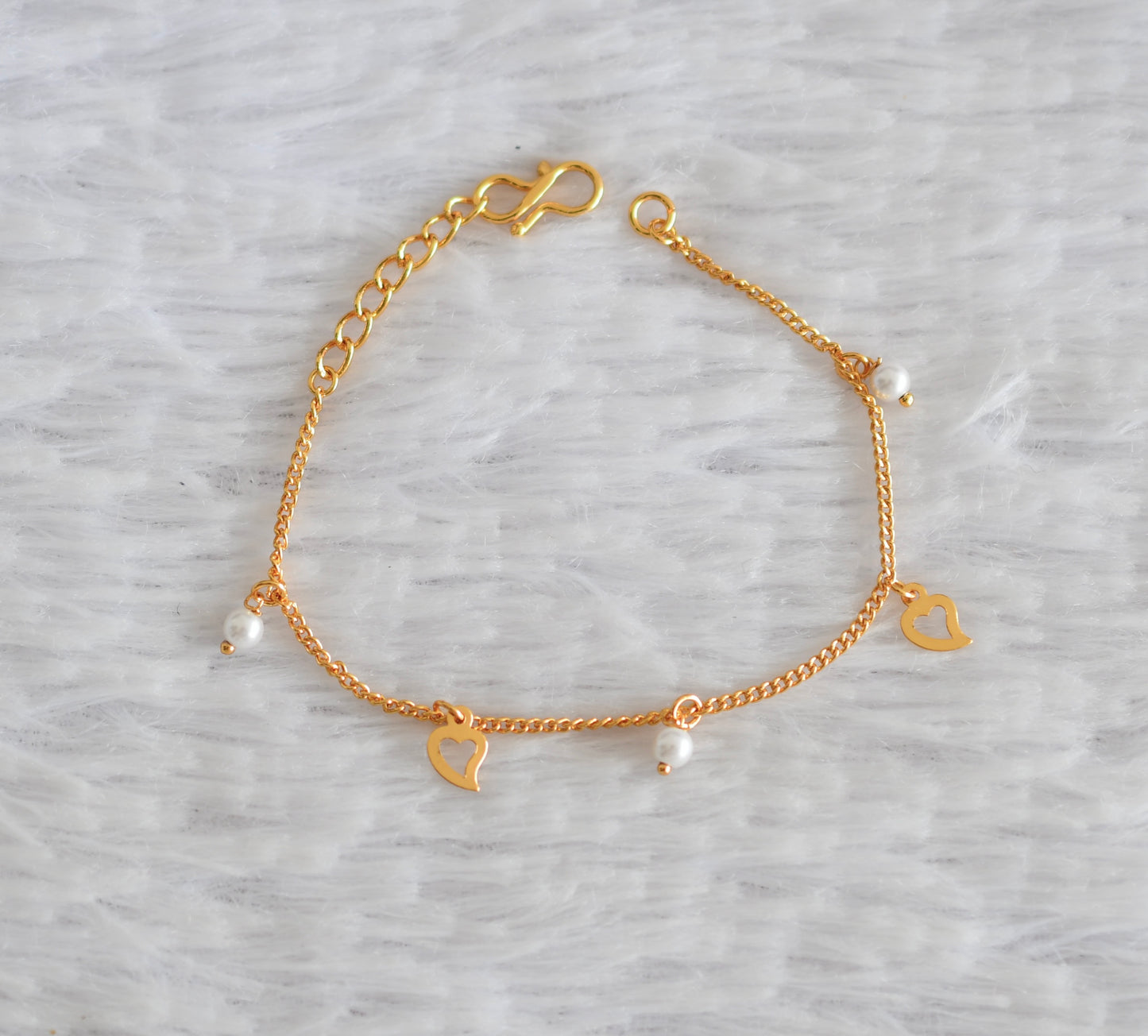 Gold tone pearl heart bracelet dj-51926