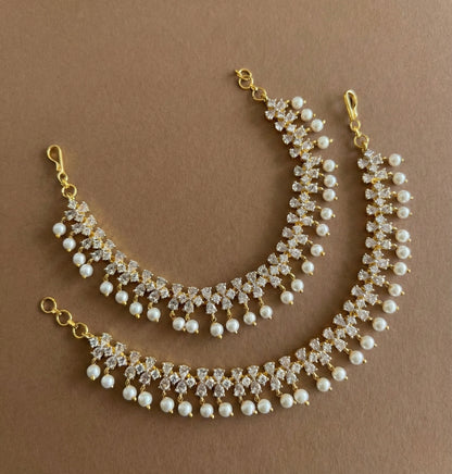 Two tone cz white stone pearl ear side chain dj-51359