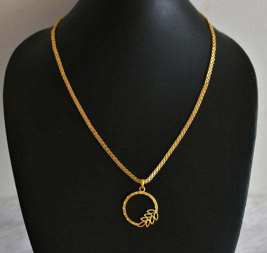 Gold tone 18 inches chain with round leaf pendant dj-51921