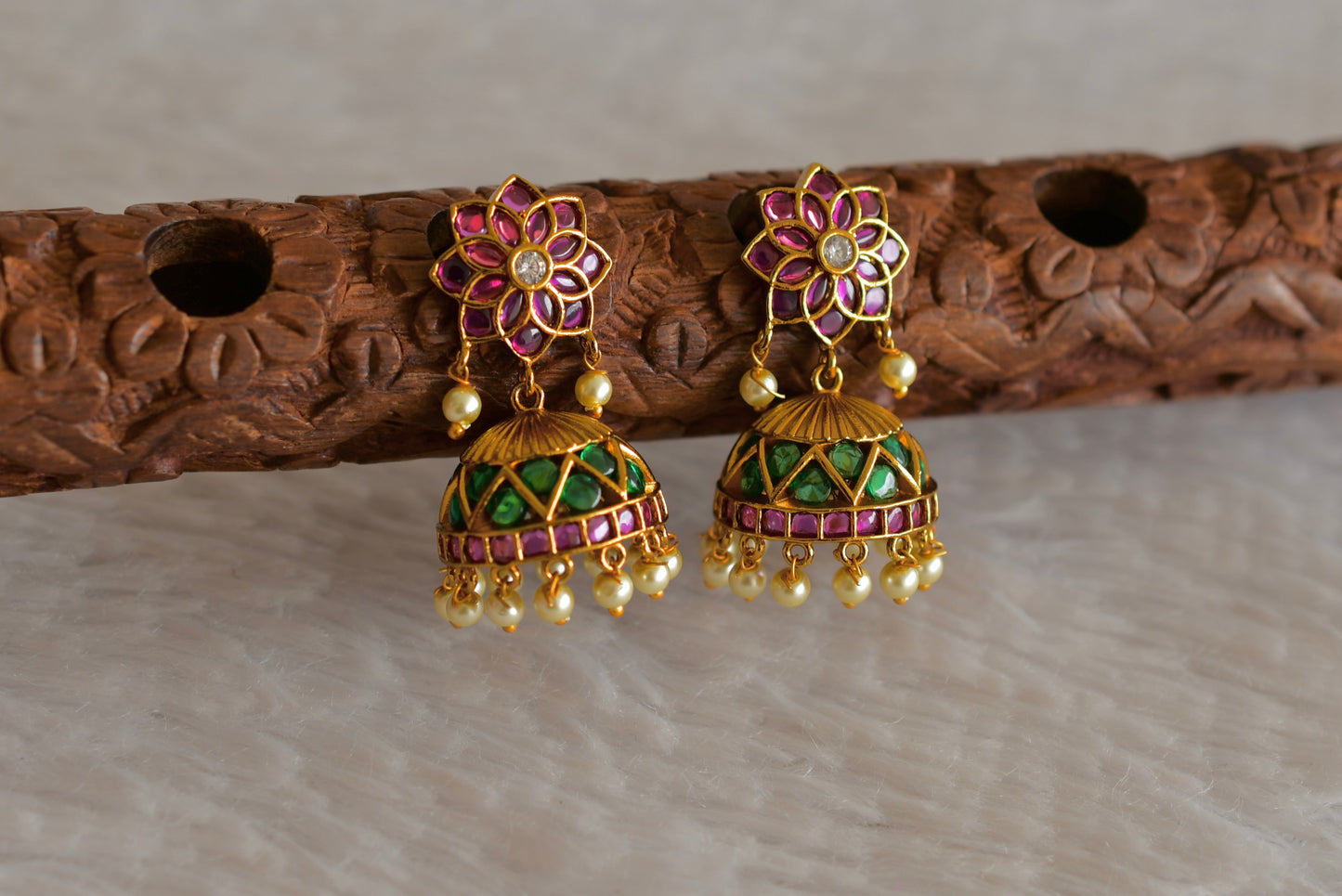 Matte finish kemp-green pearl cluster flower jhumkka dj-50508