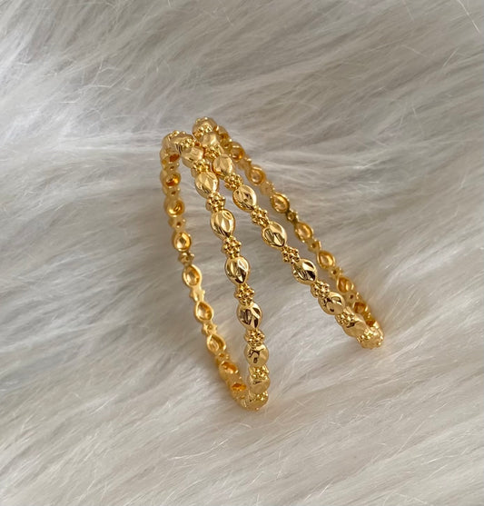 Gold tone flower design bangles(2.10) Dj-55188
