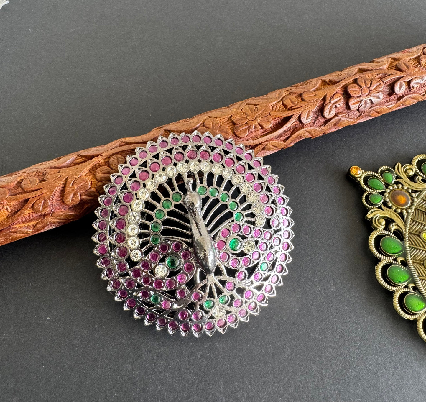 Black finish precious kemp-green peacock peacock round rakodi(hair jewel) dj-52011