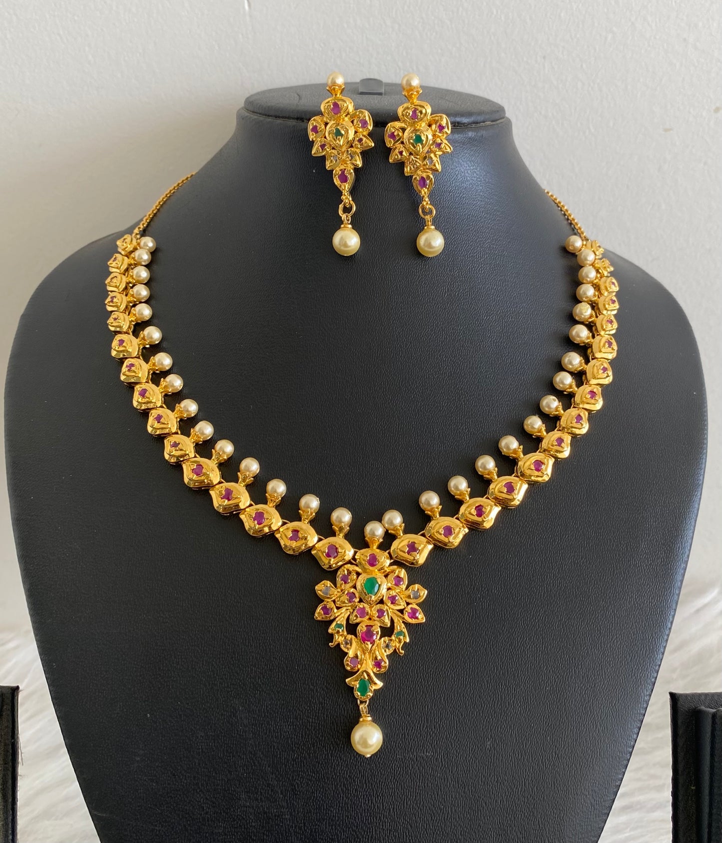 Gold tone ruby-green pearl necklace set dj-53832